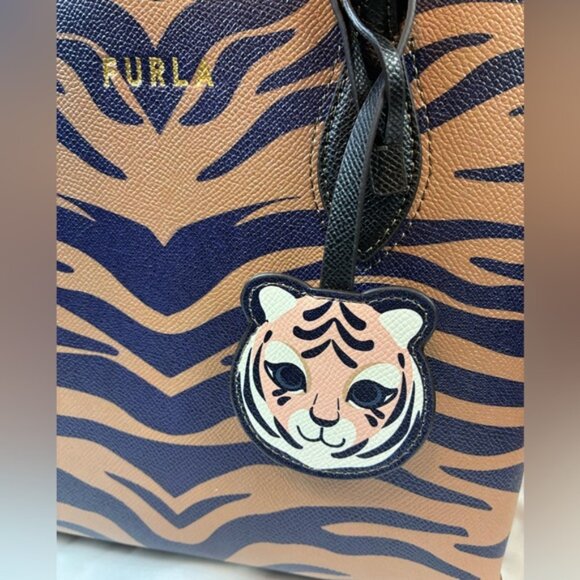 Furla Tiger Stripe Print Leather Small Tote with Tiger Hangtag NWT - Picture 2 of 5